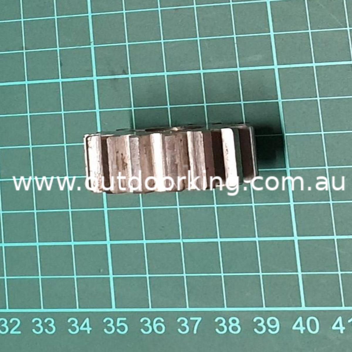 Modal Additional Images for Countax Genuine D4 Steering Pinion 15 Tooth  31302300