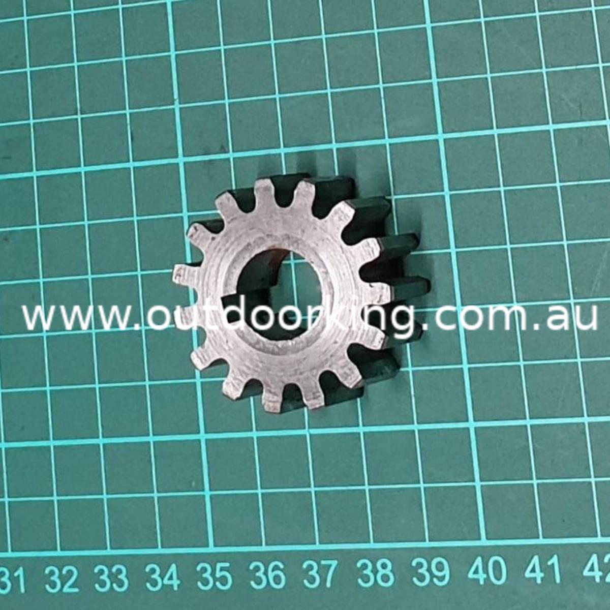 (image for) Countax Genuine D4 Steering Pinion 15 Tooth 31302300