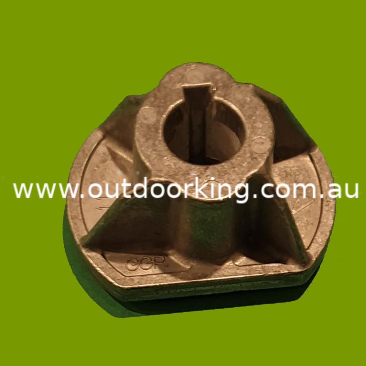 Modal Additional Images for Victa Genuine Hub, Bar Blade RD18155A